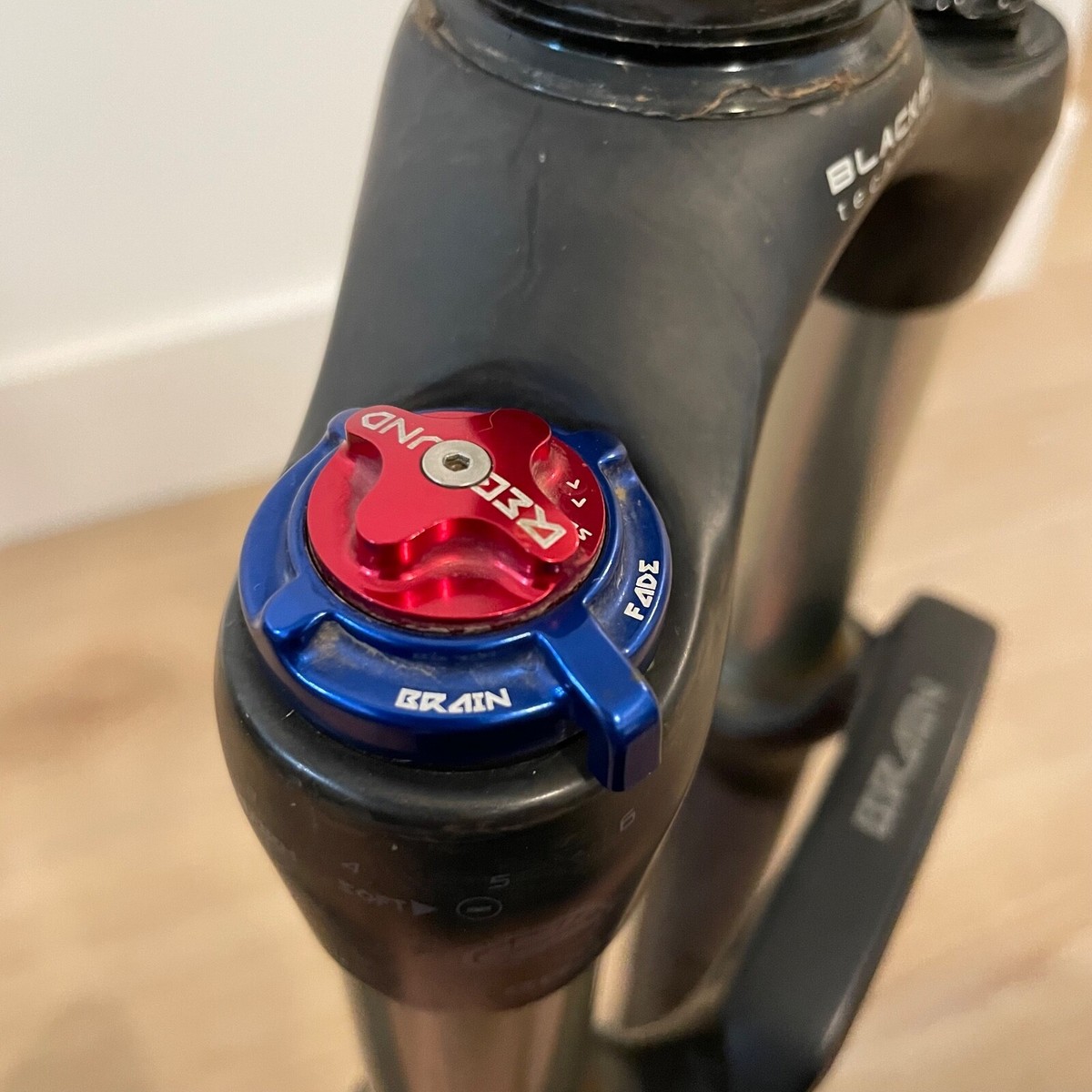 Rockshox Specialized SID Carbon BRAIN Fork 29 Rockshox Specialized SID Carbon BRAIN Fork 29