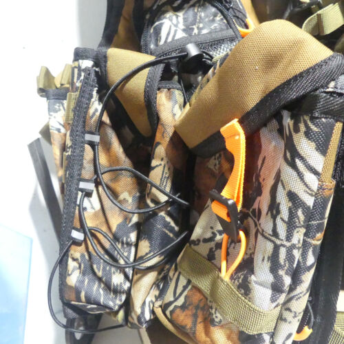Forest Camo Camoflauge - Turkey Hunting Vest - Holds Calls etc. w/ Cushion Seat - Picture 3 of 18