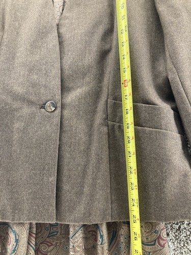 JH COLLECTIBLES  Skirt Suit 2 Piece Size 12 Wool USA Matching Scarf - Picture 7 of 13