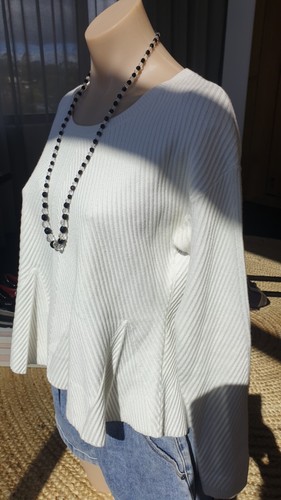 Sass And Bide Jumper. Empress Okura. Excellent condition. Australian design. S. - Picture 12 of 19