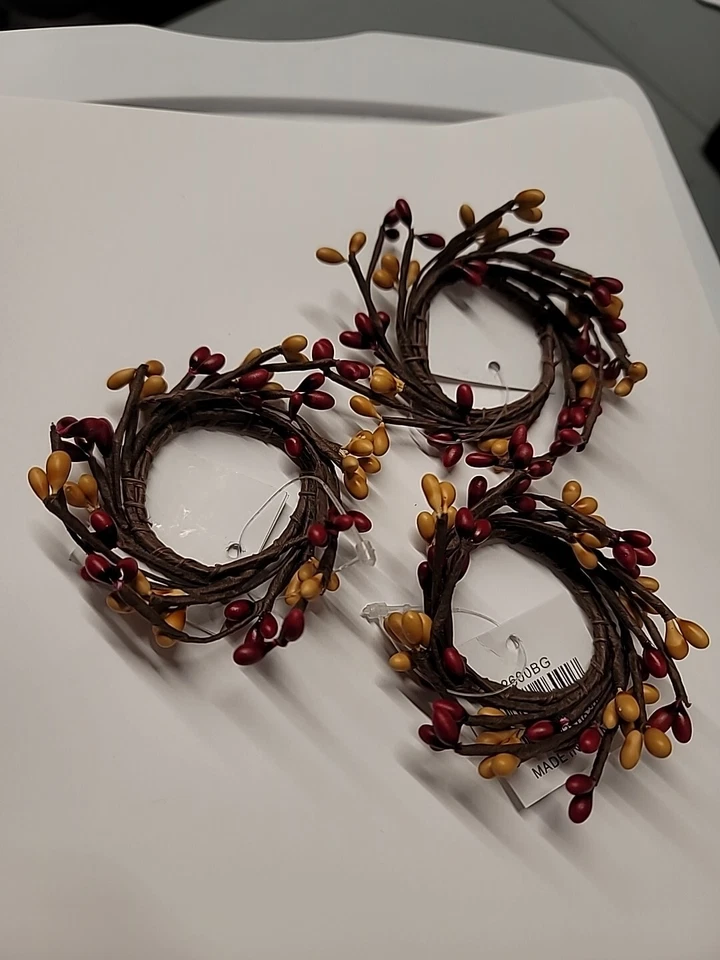 ANEL DE VELA CÔNICO 3-País Primitivo-BORGONHA/OURO-Pip Berry-Taper-1,5" Anéis de guardanapo - Imagem 2 de 3