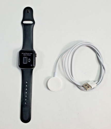 Apple Watch Series 4 44mm Space Gray Aluminum Case Black Sport Band
