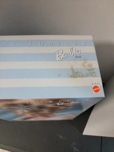 Barbie Crystal Jubilee 1999 edición limitada nunca sacada de la caja Foto 2 de 4