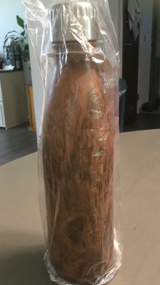 Garrafa de madeira de teca Godinger prata arte isolada 17 oz, NOVA - Imagem 2 de 4