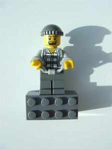 lego city robbers