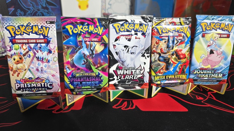 Lot of 5 Pokemon Booster Packs English