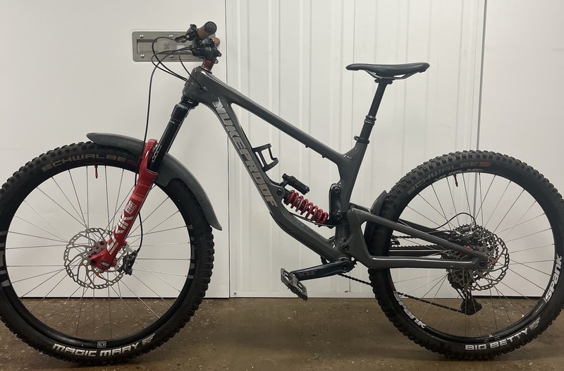2023 Nukeproof Giga 297 Carbon Full Suspension Mountain Bike Enduro MTB mullet