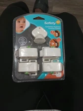 Safety 1st Complete Magnetic Locking System 2014 New 4 Locks 1 Key HS132 Cosco