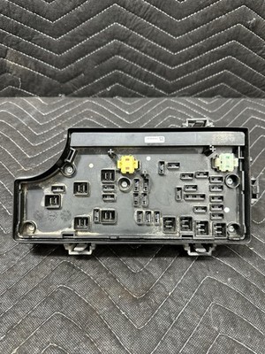 2011-2014 Dodge Avenger Chrysler 200 Fuse Box Body Control Module P04692346AE