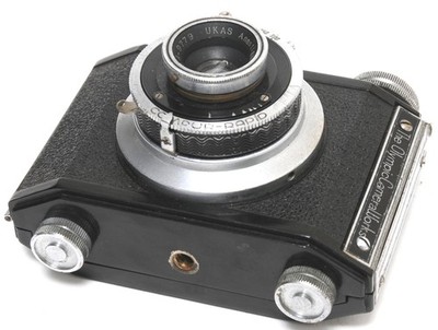 New Olympic The Olympic Camera Works Bakelite w. Ukas Anastigmat 4.5/50mm NOTTE