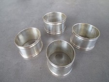 vier Serviettenringe Serviettenhalter Metall versilbert