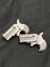 2 COBRA ENTERPRISES UTAH DERRINGER 22 LONG BOOT PISTOL LAPEL HAT TIE TACK PINS