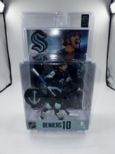 Matty Beniers Seattle Kraken McFarlane NHL Legacy Series Hockey Figure Fast Ship