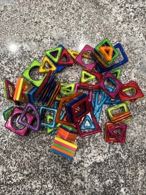 Magnetic Building Tiles Magformers Discovery Construction Lot of 97 Good Preowne