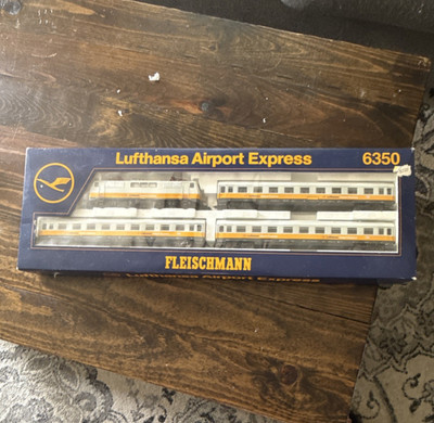 Fleischmann Lufthansa Airport Express HO Scale 4 Car Set #6350