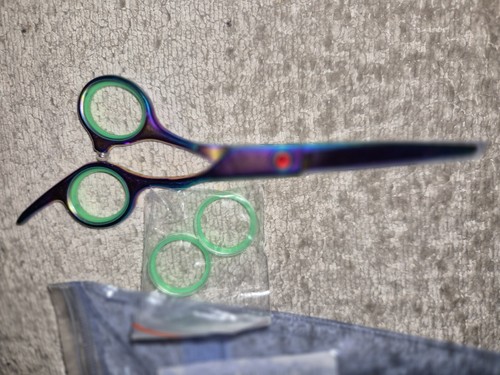 6" Professional Hairdressing Scissors Set. - Picture 2 of 4