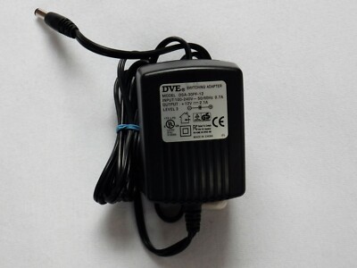 Original DVE DSA-30PF-12 EU Netzteil AC Adapter Ladegerät Output 12V 2,1A