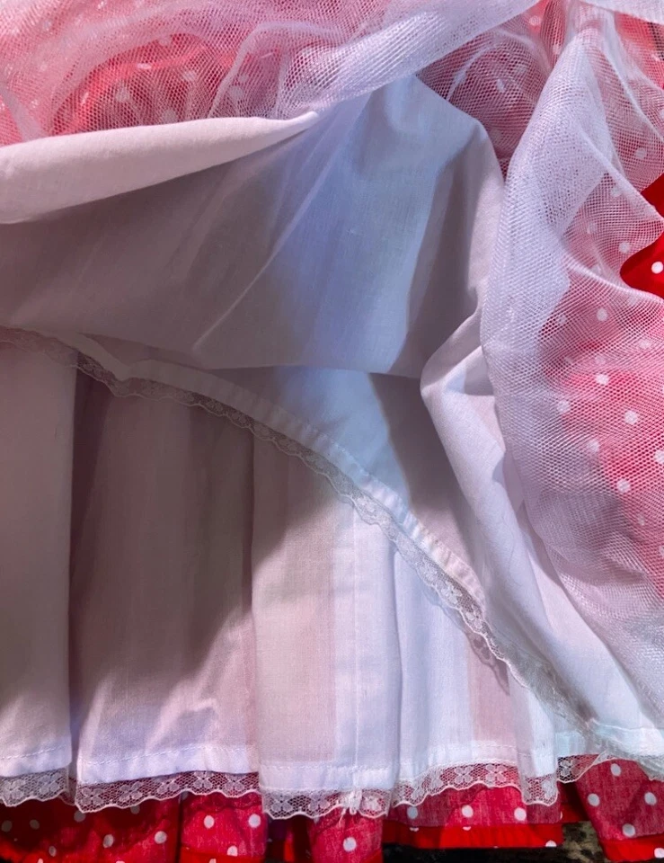 POLLY & FRIENDS SZ7 GIRLS SWEET RED TULLE DRESS W/WHITE POLKA DOTS & BIG 🎀W/GEM - Image 4 of 4