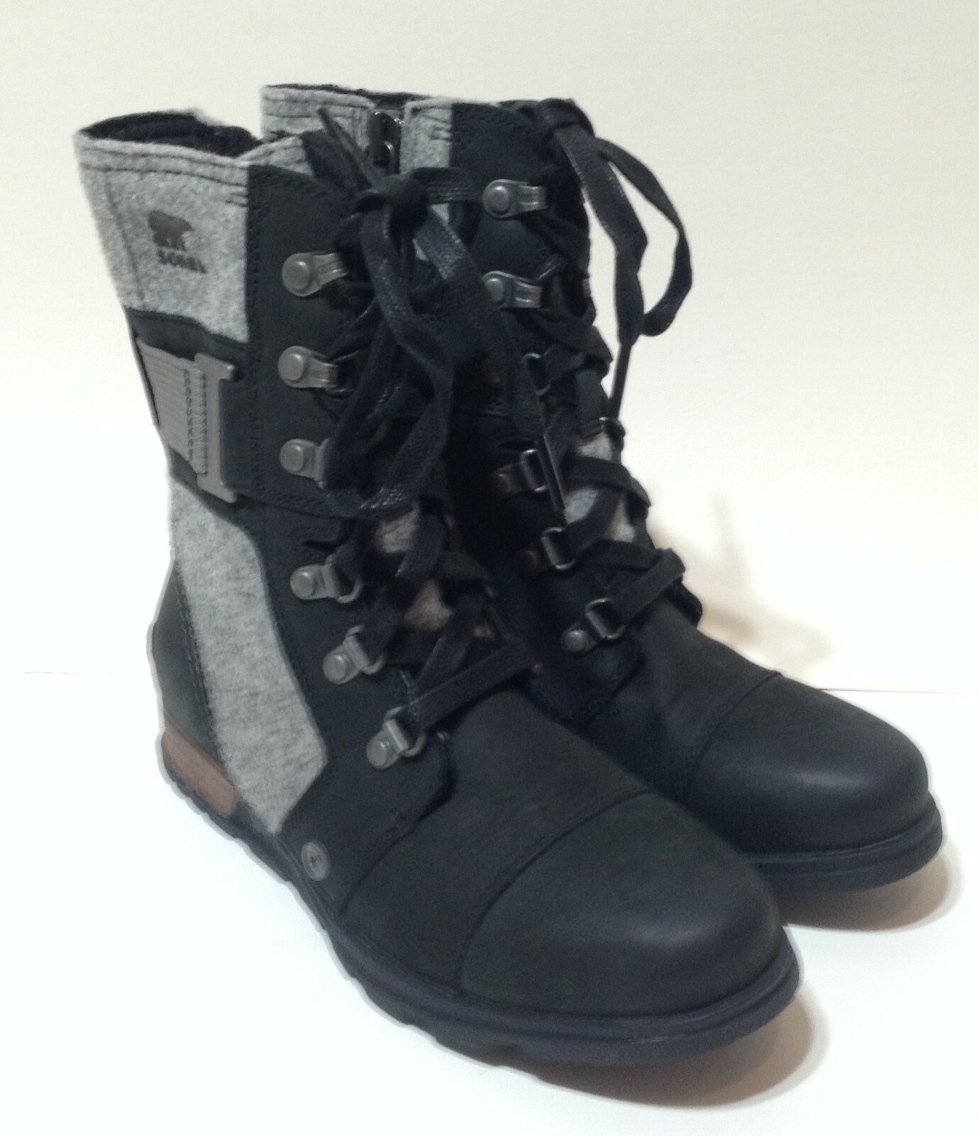 sorel combat boots
