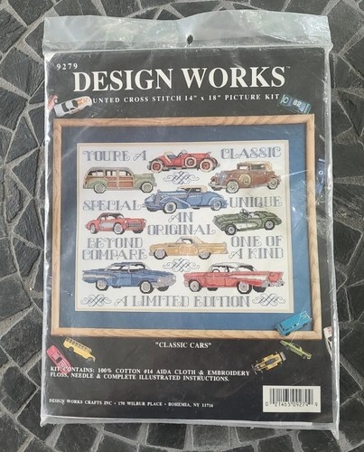 Vtg Design Works Counted Cross Stitch Pattern Kit Classic Cars 14x18 #9279 NIP - Afbeelding 1 van 3