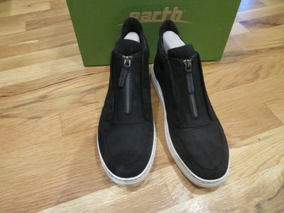 earth zane sneaker
