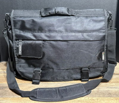 J WORLD Sport 15'' Padded Lap Top Messenger Bag Black expandable