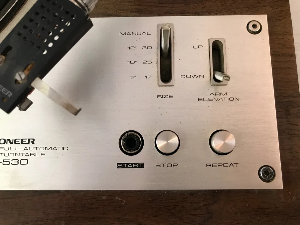 Tocadiscos de accionamiento directo estéreo PIONEER PL530 Full Automa G3D con daños defectuosos Foto 3 de 4