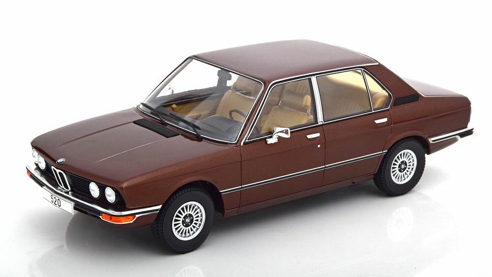 自動車 BMW 1/18 5SERIES Ottomobile 1:18 BMW 5 series M5 Phase 2 (E60) year 2008