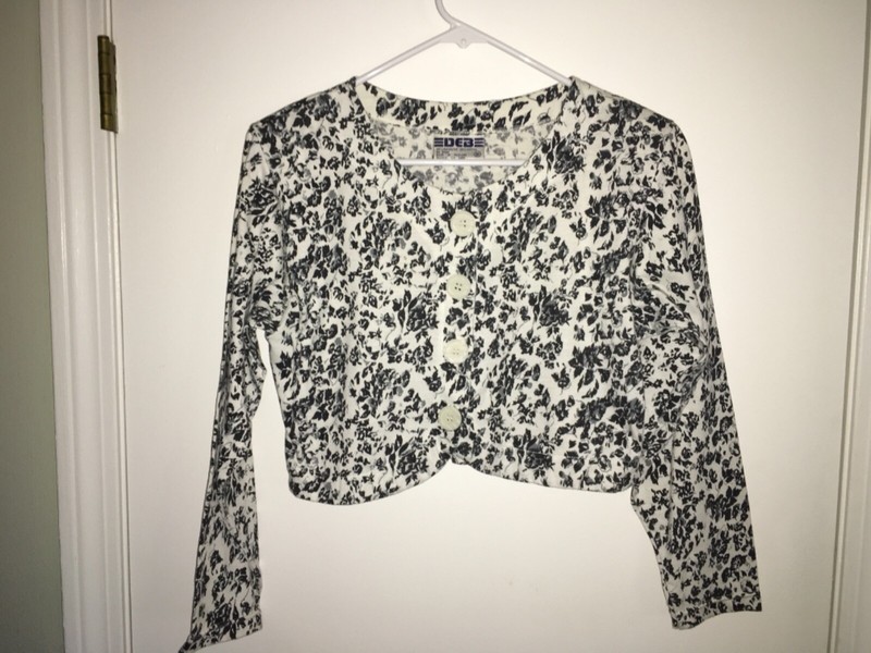 Woman’s Size M Black / White Long Sleeve Crop Top by DEB 