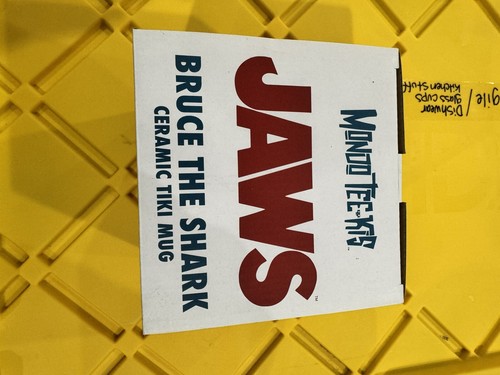 Mondo JAWS - Bruce the Shark Tiki Mug (Tee-kis) Gray Variant - Picture 3 of 6