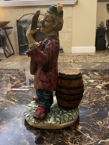 Agostinho Domingos Portugal Hand Painted Porcelain Clown playing Guitar. - Picture 6 of 8