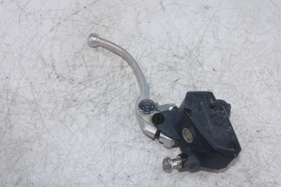 12-16 川崎 Ninja 650 Ex650e 前刹车主缸 带杠杆 43015-0118 — 第 2/4 张图片