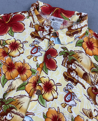 Disney Parks Shirt Men Large Hawaiian Mickey Minnie Luau Beach Aloha Vacation