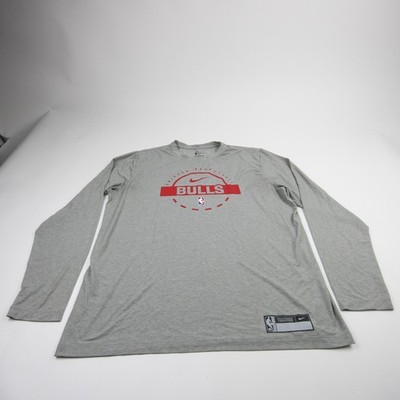 Chicago Bulls Nike NBA Authentics Nike Tee Long Sleeve Shirt Men's Gray Used XL