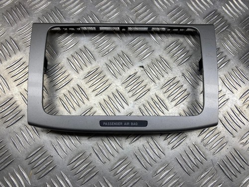 VW PASSAT B6 3C2 Musik-Player Verkleidung 3C0858069M 2.00 Diesel 103kw 29011980