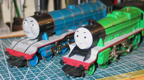 HORNBY 00 THOMAS THE TANK FRIENDS LOCO'S  1 X GORDON 1 X HENRY