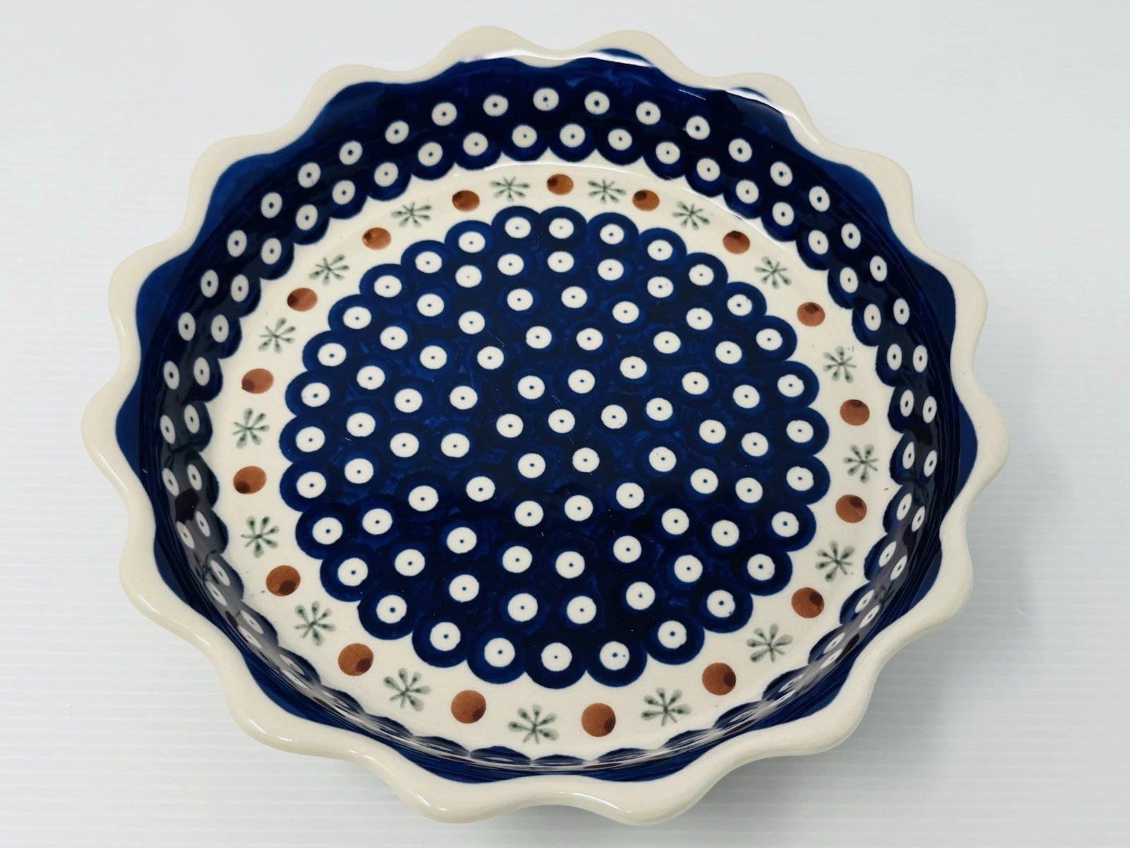 Boleslawiec Polish Pottery Quiche Pie Scalloped Plate Dish Blue White Dots