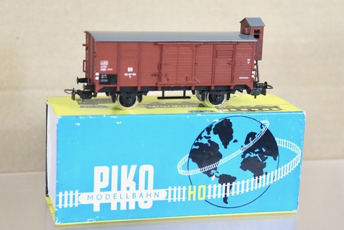 Piko 5/163-01 DR braun geschlossener Güterwagen Wagon 056700 verpackt | Condition: Used