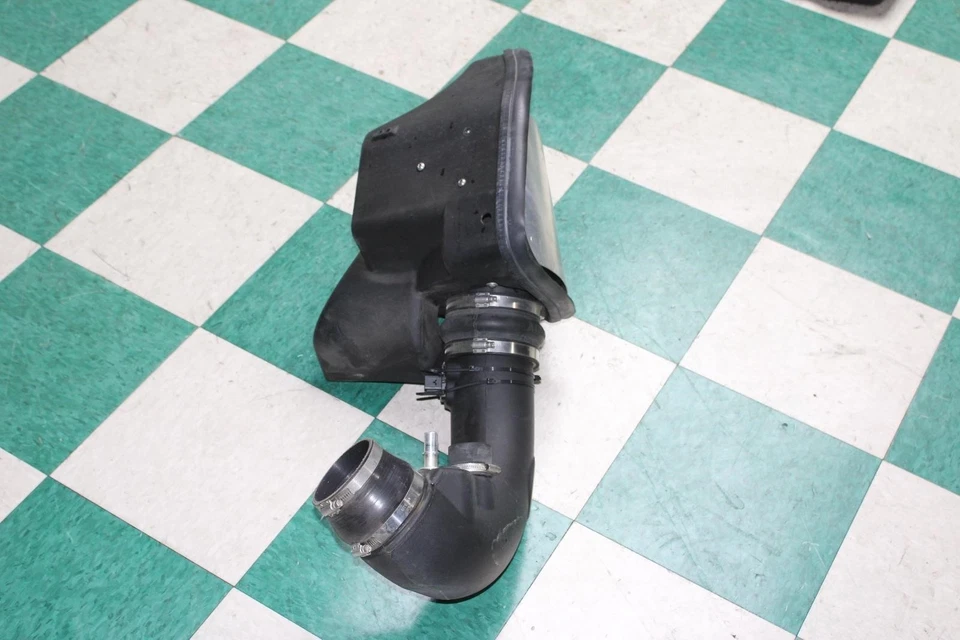 11-14 Mustang 5.0L Motor Aftermarket Airraid Cold Air Intake Tube Duct Assembly Foto 4 de 4