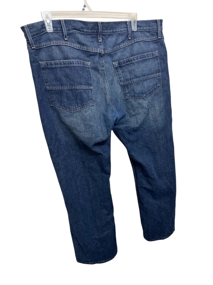 St. John's Bay Men's Jeans 40W x 30L Straight Leg Medium Dark Wash Denim - Image 2 of 4