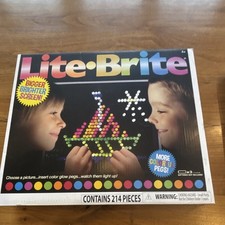 Lite Brite Bigger Brighter Screen Toy Set with 214 Pieces for Ages 4+