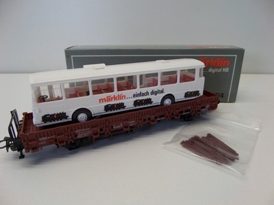 Märklin Freight Car Wagon 4714 H0 Stake car with bus of the DB