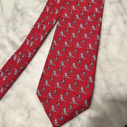 Vineyard Vines Boys Tie Necktie Red Skiing 100% Silk Made in USA 49 X 2.5