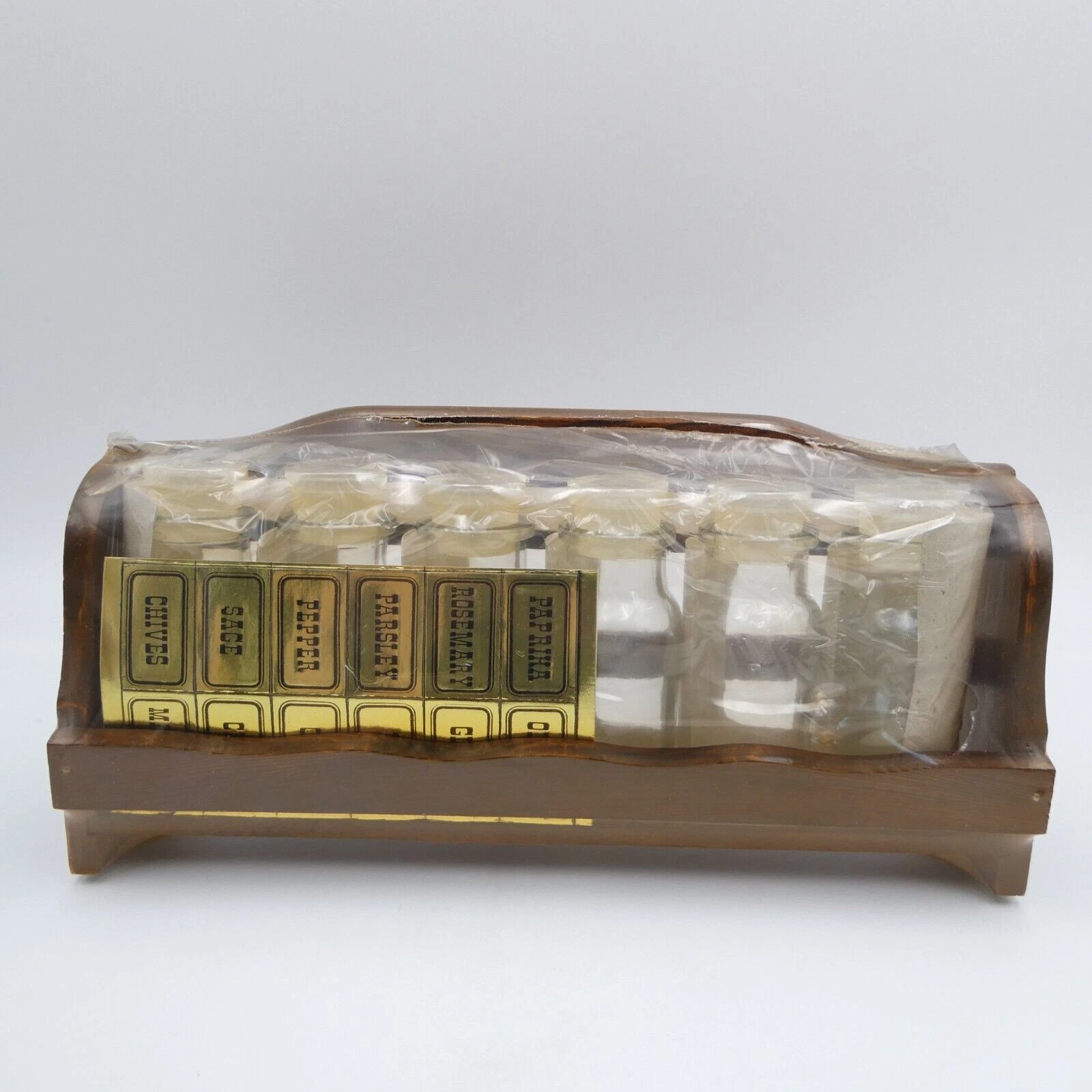 Wood Spice Rack 6 Clear Glass Spice Jars Shakers Labels New in Package
