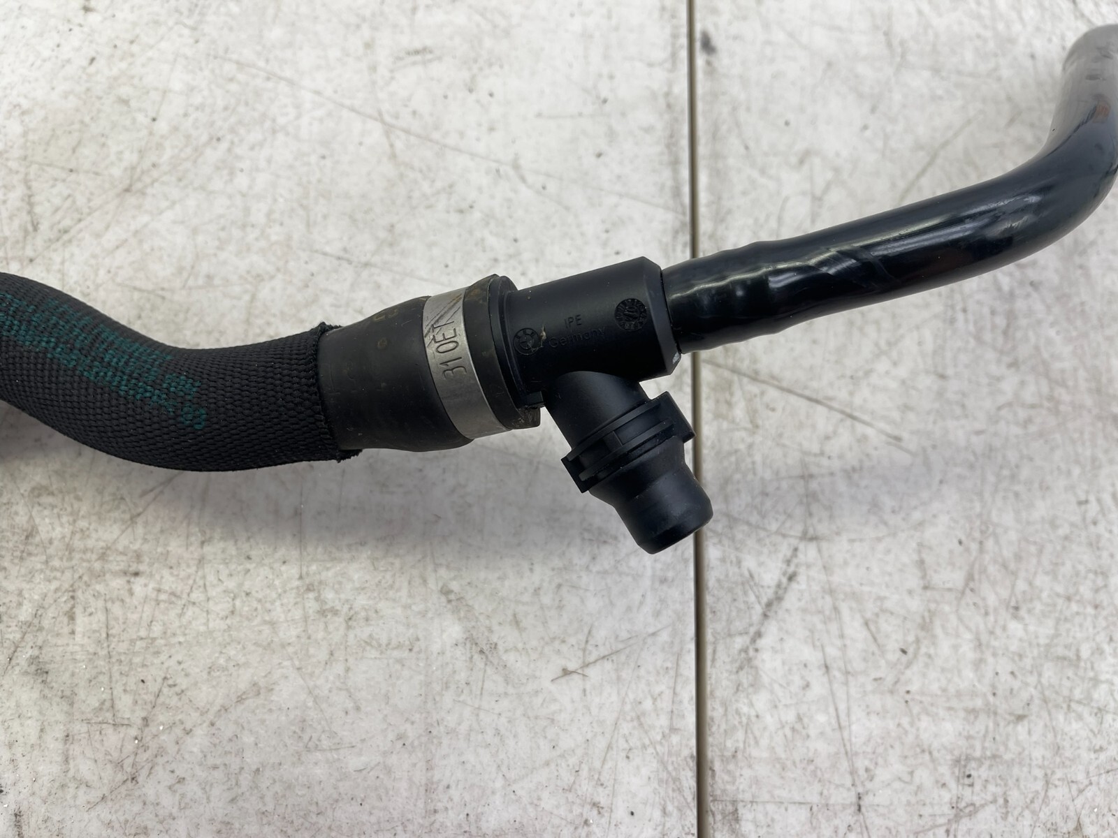 BMW i8 2014-2020 Radiator hose