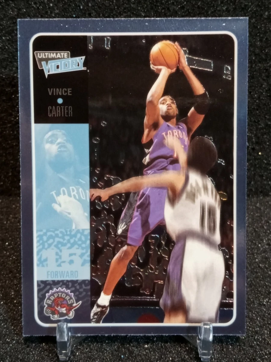 Vince Carter - Ultimate Victory NBA 2001 Basketball Card #53
