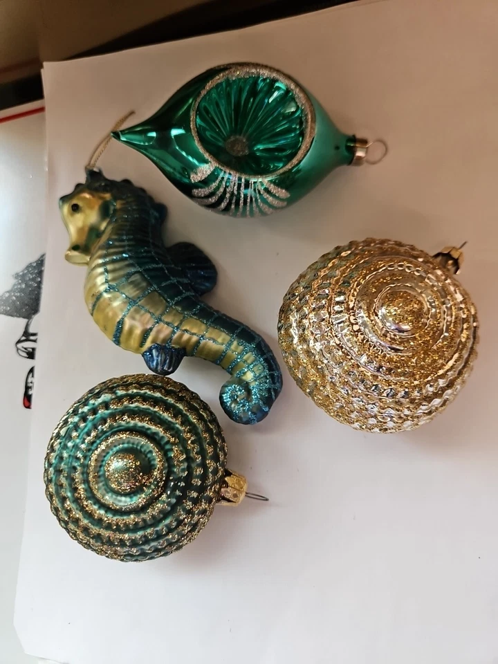 Vintage Teal Gold Color Seahorse, Ball Glass Christmas Ornaments Lot Of 4 Decor - Изображение 4 из 4