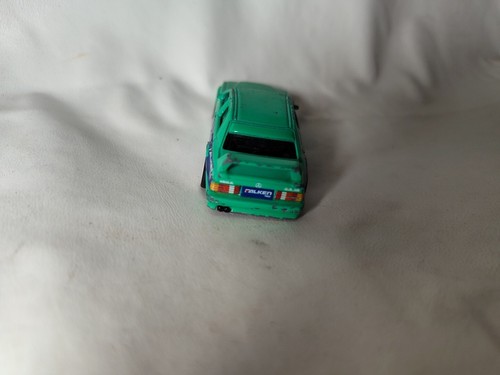 Hot Wheels Mercedes-Benz 190E 2.5-16 Real Riders - Picture 9 of 14