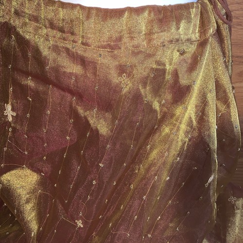 Women’s Indian Hand Sewing Beautiful Wedding Skirt And Head Wrap - Picture 8 of 16