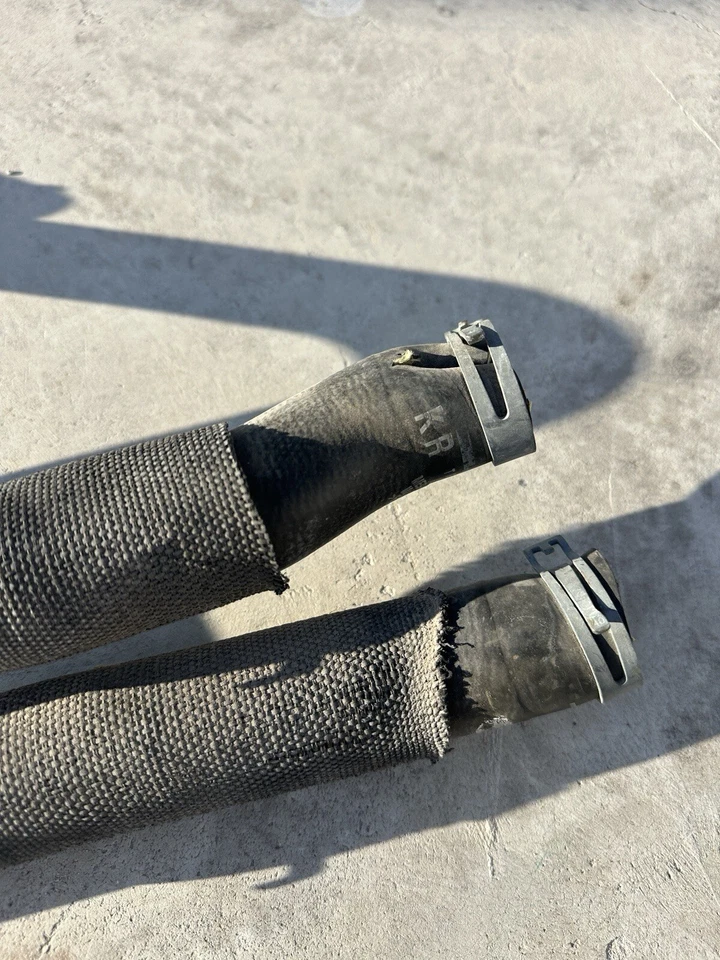 2018 Lamborghini Huracan Audi R8 RH Coolant Pipe 4S0121064E - Image 2 of 4